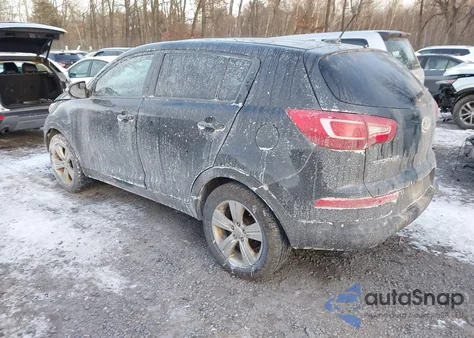 2012 Kia Sportage Lx z USA, uszkodzony, nr VIN KNDPBCA25C7213922